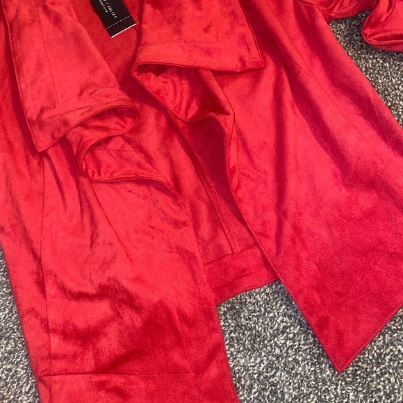 ⭐️ Romeo & Juliet Couture Women’s blazer size small - Picture 3 of 8